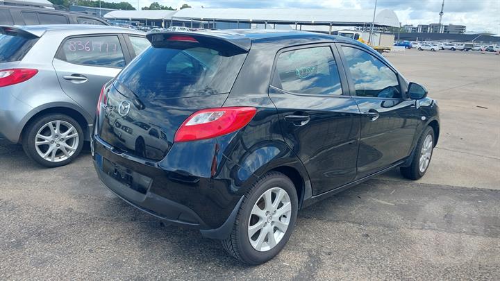 Vehicle photo