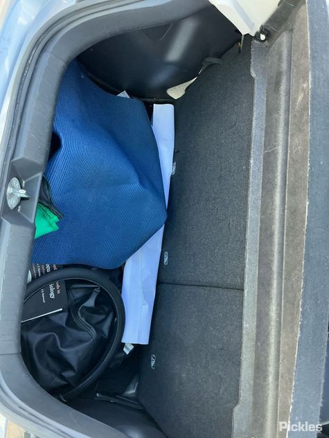 Vehicle photo