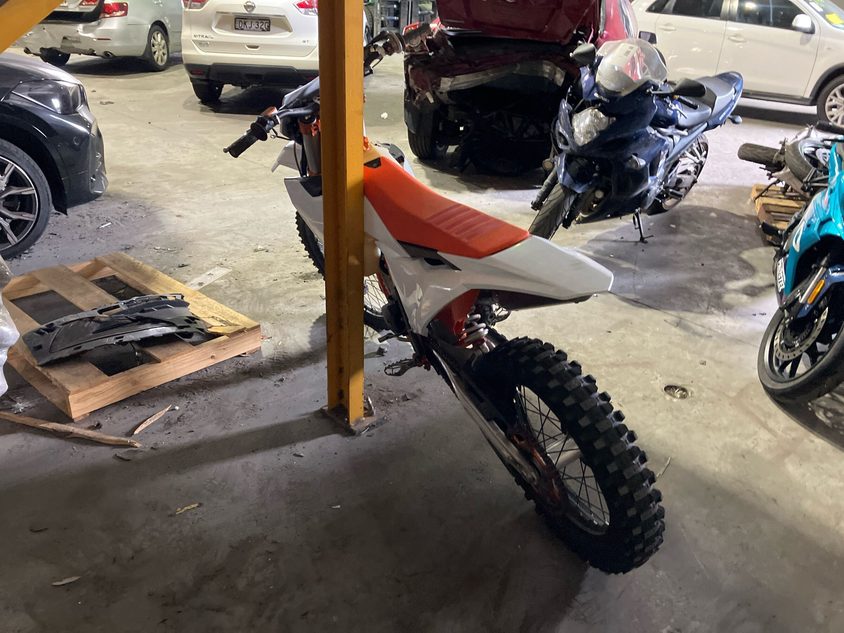 Vehicle photo