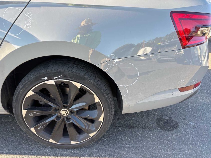 Vehicle photo