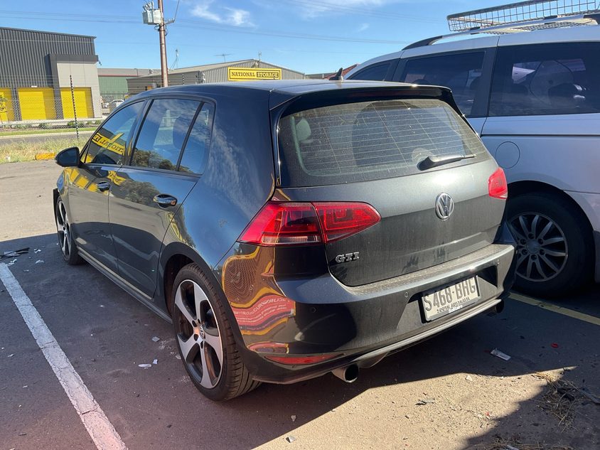 Vehicle photo