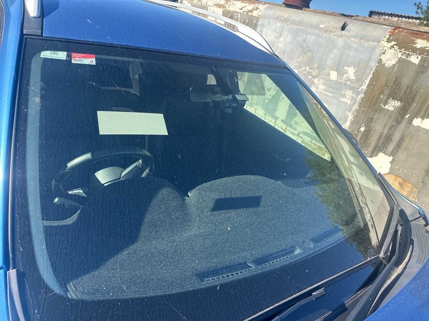 Vehicle photo