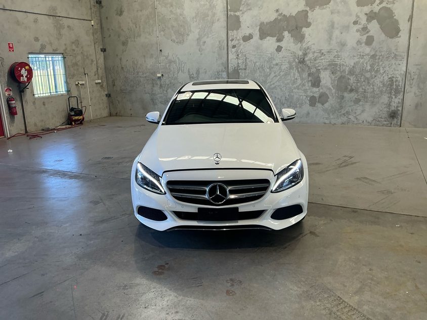 Vehicle photo