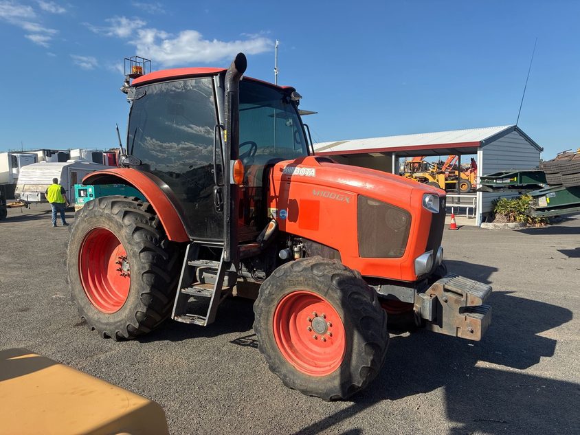 2016 Kubota M100GX