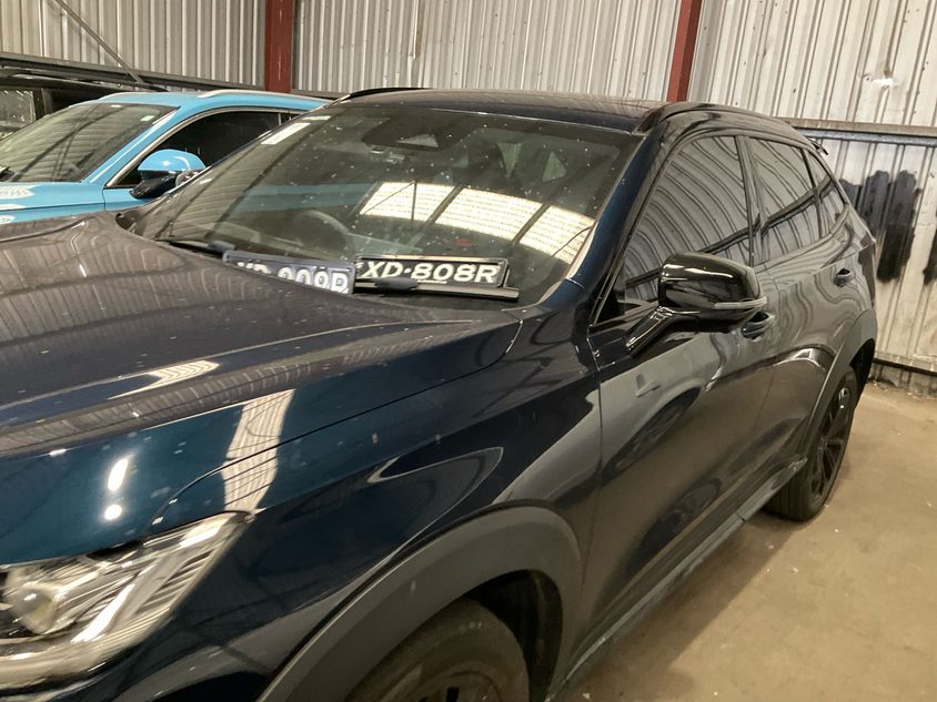 Vehicle photo