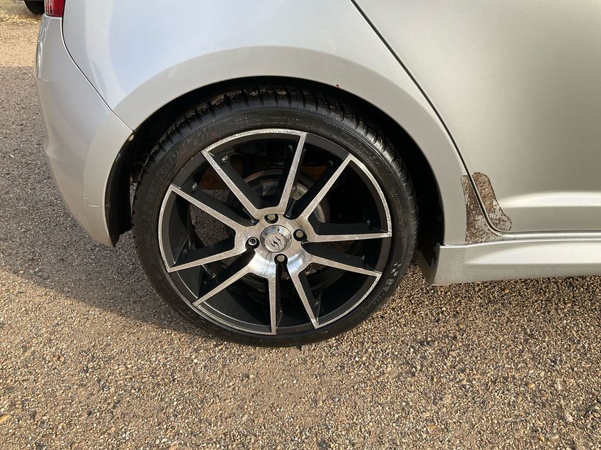 Vehicle photo