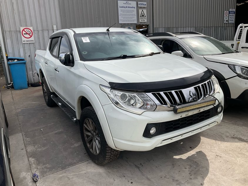 2016 Mitsubishi Triton