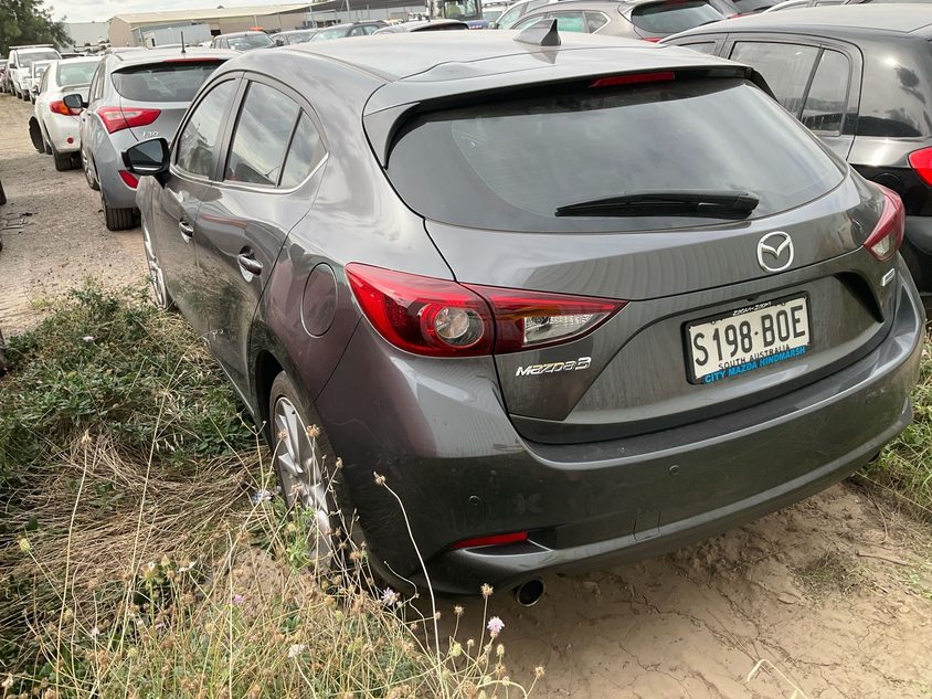 Vehicle photo