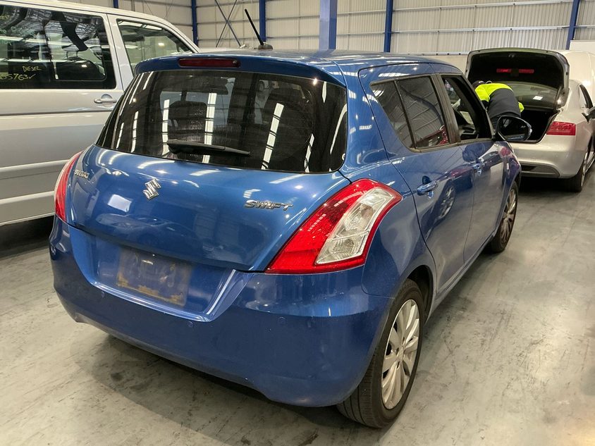 Vehicle photo