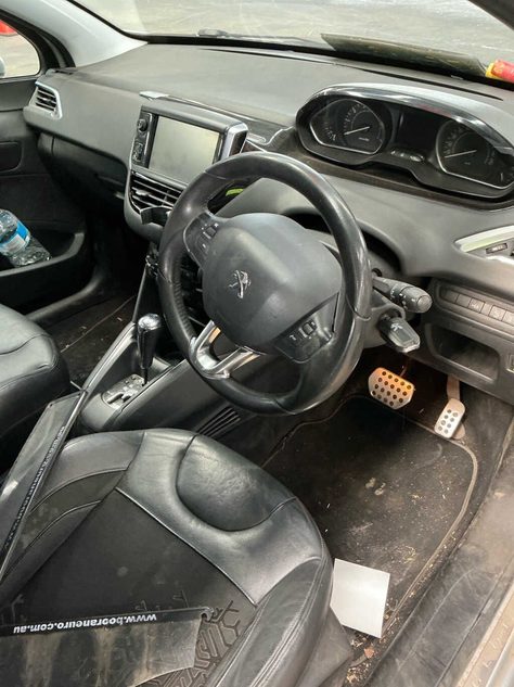 Vehicle photo